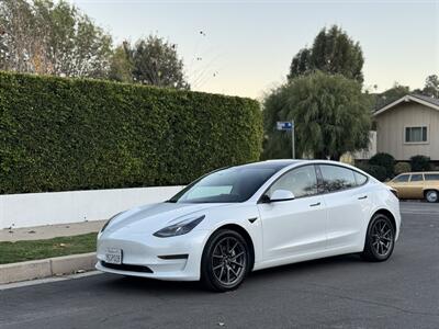 2023 Tesla Model 3   - Photo 9 - Studio City, CA 91604