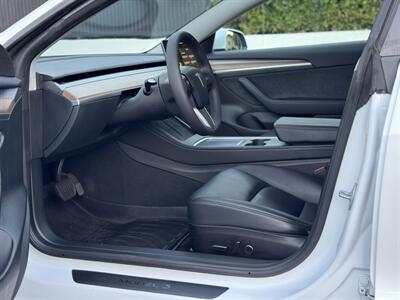 2023 Tesla Model 3   - Photo 28 - Studio City, CA 91604