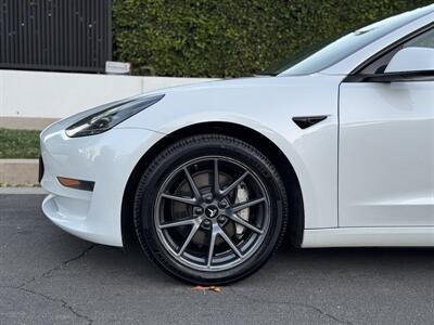 2023 Tesla Model 3   - Photo 12 - Studio City, CA 91604