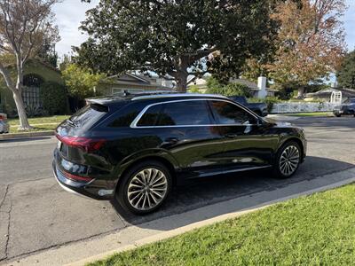 2019 Audi e-tron quattro Prestige   - Photo 15 - Studio City, CA 91604
