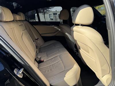 2018 BMW 530e iPerformance - Photo 61 - Studio City, CA 91604