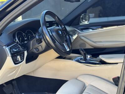 2018 BMW 530e iPerformance - Photo 33 - Studio City, CA 91604