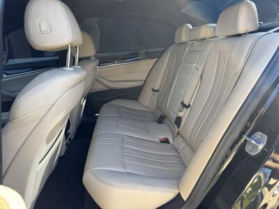 2018 BMW 530e iPerformance - Photo 44 - Studio City, CA 91604