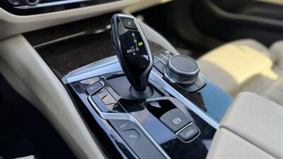 2019 BMW 530e iPerformance - Photo 42 - Studio City, CA 91604