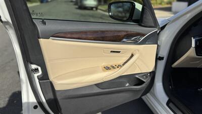 2019 BMW 530e iPerformance - Photo 28 - Studio City, CA 91604