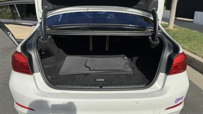 2019 BMW 530e iPerformance - Photo 34 - Studio City, CA 91604