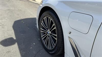 2019 BMW 530e iPerformance - Photo 22 - Studio City, CA 91604