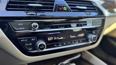 2019 BMW 530e iPerformance - Photo 41 - Studio City, CA 91604