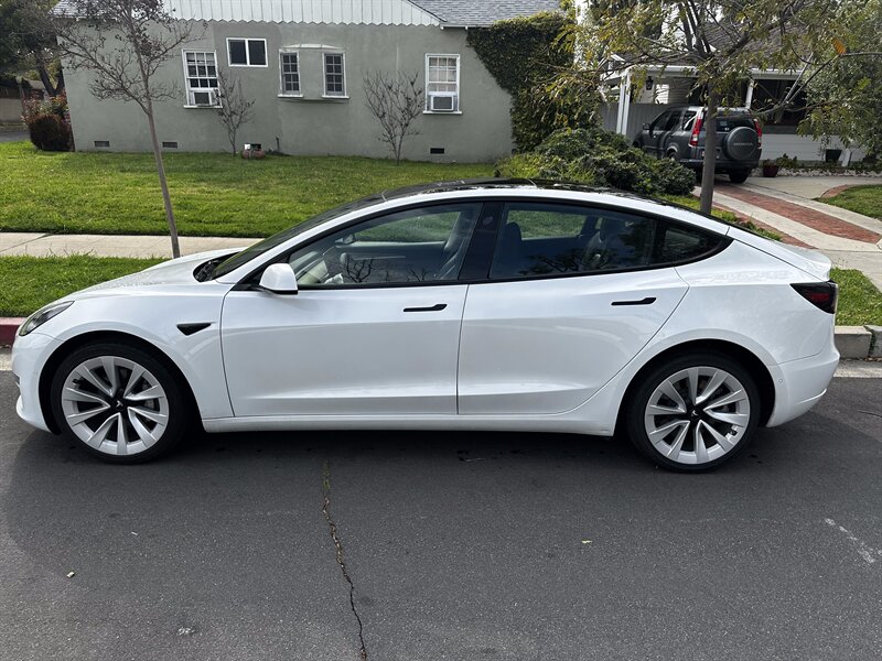 Used 2022 Tesla Model 3 Long Range with VIN 5YJ3E1EB6NF143056 for sale in Los Angeles, CA