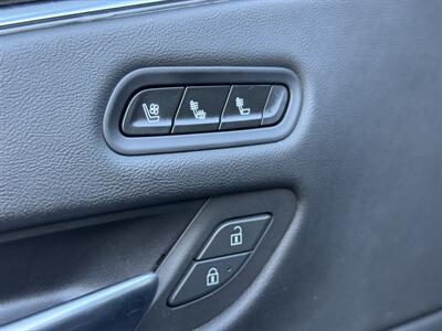 2022 Cadillac Escalade ESV Premium Luxury   - Photo 67 - Studio City, CA 91604