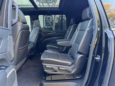 2022 Cadillac Escalade ESV Premium Luxury   - Photo 47 - Studio City, CA 91604