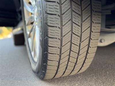 2022 Cadillac Escalade ESV Premium Luxury   - Photo 69 - Studio City, CA 91604