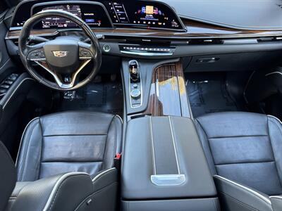 2022 Cadillac Escalade ESV Premium Luxury   - Photo 41 - Studio City, CA 91604
