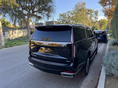 2022 Cadillac Escalade ESV Premium Luxury   - Photo 7 - Studio City, CA 91604