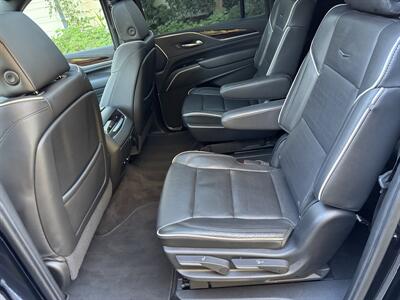 2022 Cadillac Escalade ESV Premium Luxury   - Photo 45 - Studio City, CA 91604