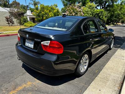 2006 BMW 325i   - Photo 5 - Studio City, CA 91604