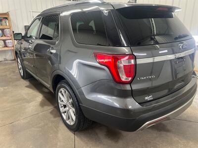 2017 Ford Explorer Limited   - Photo 3 - Monticello, IN 47960