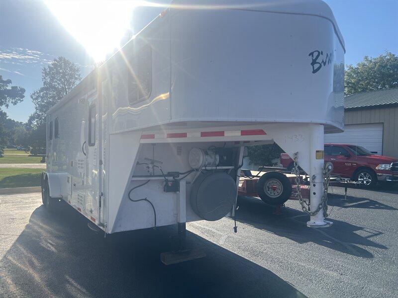 2012 BISON &laquo;model&raquo;  FULL LIVING QUARTERS