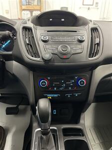 2018 Ford Escape SE - Photo 11 - Monticello, IN 47960