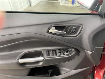 2018 Ford Escape SE - Photo 8 - Monticello, IN 47960