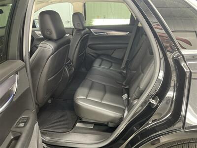 2018 Cadillac XT5 Premium Luxury   - Photo 7 - Monticello, IN 47960