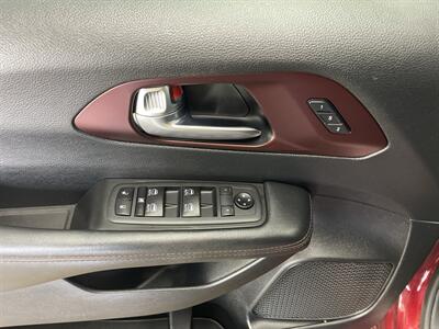 2020 Chrysler Pacifica Touring L Plus 35th Anniversary - Photo 8 - Monticello, IN 47960