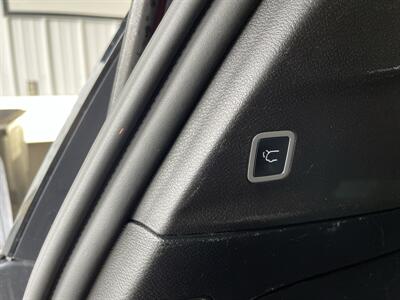 2020 Chrysler Pacifica Touring L Plus 35th Anniversary - Photo 9 - Monticello, IN 47960