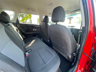 2017 Kia Soul +   - Photo 12 - Boise, ID 83704