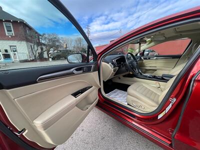 2014 Ford Fusion Hybrid SE   - Photo 7 - Nampa, ID 83651