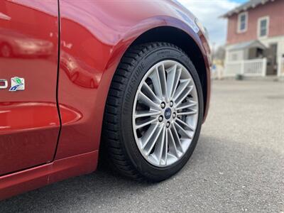 2014 Ford Fusion Hybrid SE   - Photo 11 - Nampa, ID 83651