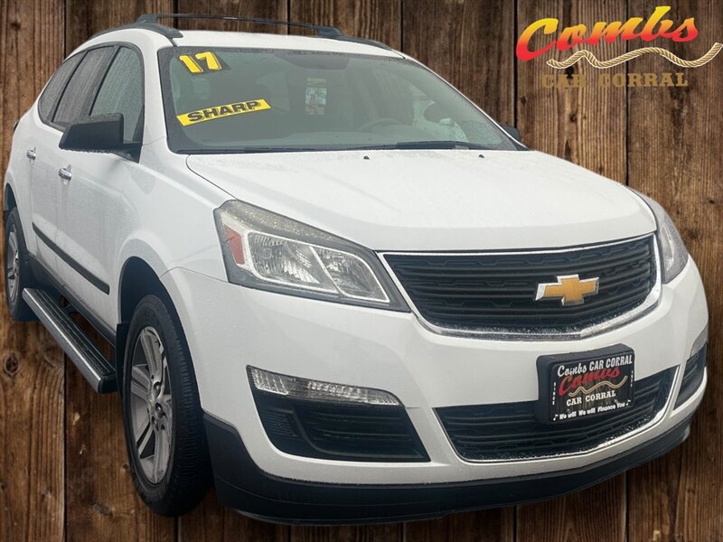 2017 Chevrolet Traverse LS  