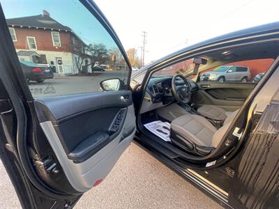 2016 Kia Forte LX   - Photo 7 - Nampa, ID 83651