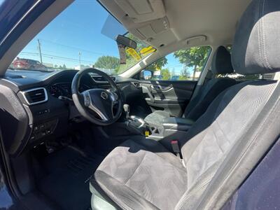 2016 Nissan Rogue SV   - Photo 6 - Boise, ID 83704