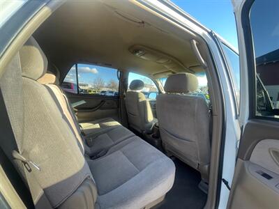 2003 Toyota Sequoia SR5   - Photo 10 - Nampa, ID 83651