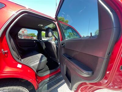 2011 Ford Escape Limited   - Photo 12 - Boise, ID 83704