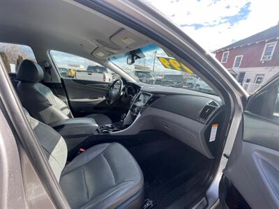 2013 Hyundai SONATA Hybrid Limited - Photo 10 - Nampa, ID 83651