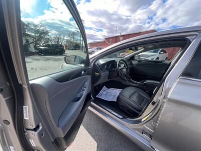 2013 Hyundai SONATA Hybrid Limited - Photo 7 - Nampa, ID 83651