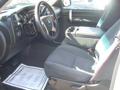 2009 Chevrolet Silverado 1500 LT - Photo 4 - Turlock, CA 95380