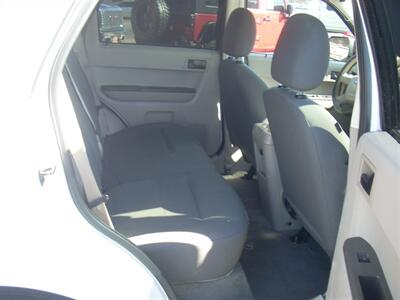 2008 Ford Escape XLS   - Photo 13 - Patterson, CA 95363