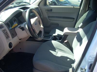 2008 Ford Escape XLS   - Photo 11 - Patterson, CA 95363