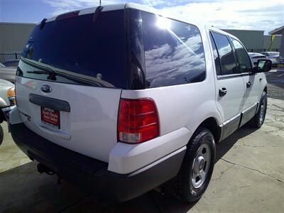 2006 Ford Expedition XLT   - Photo 5 - Patterson, CA 95363