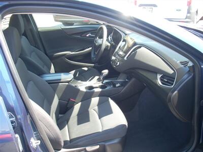 2022 Chevrolet Malibu LT   - Photo 7 - Turlock, CA 95380