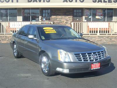 2007 Cadillac DTS Luxury II   - Photo 1 - Patterson, CA 95363