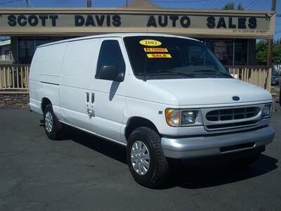 2002 Ford E-350 SD   - Photo 1 - Turlock, CA 95380