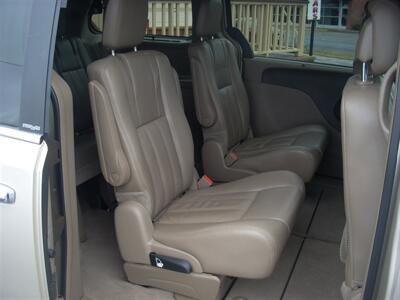 2012 Chrysler Town & Country Touring-L   - Photo 8 - Turlock, CA 95380