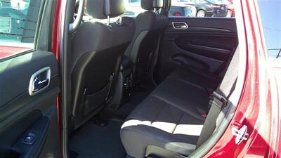 2018 Jeep Grand Cherokee Laredo   - Photo 5 - Turlock, CA 95380