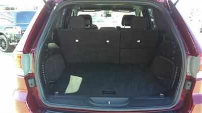 2018 Jeep Grand Cherokee Laredo   - Photo 6 - Turlock, CA 95380