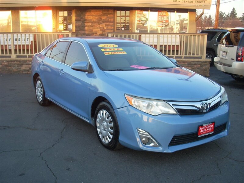 2013 Toyota Camry LE  