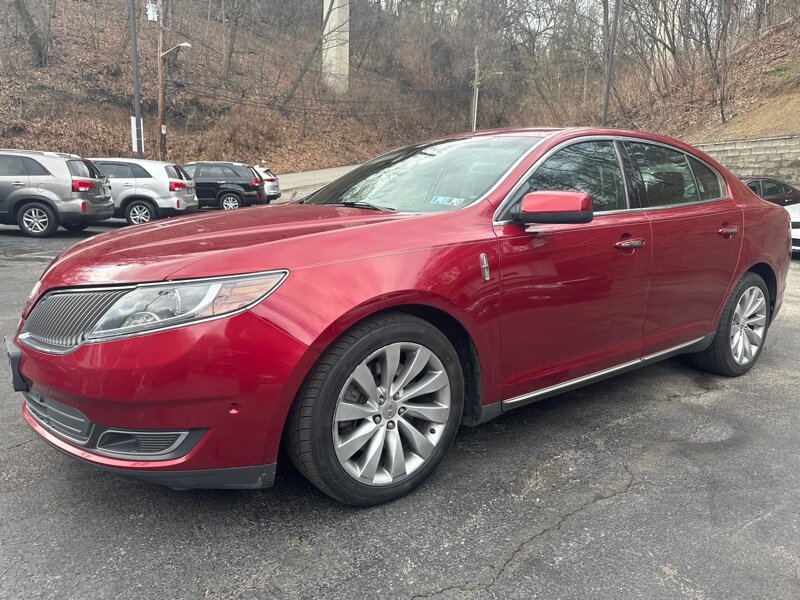 The 2013 Lincoln MKS photos