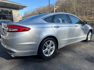 2018 Ford Fusion SE   - Photo 5 - Pittsburgh, PA 15226